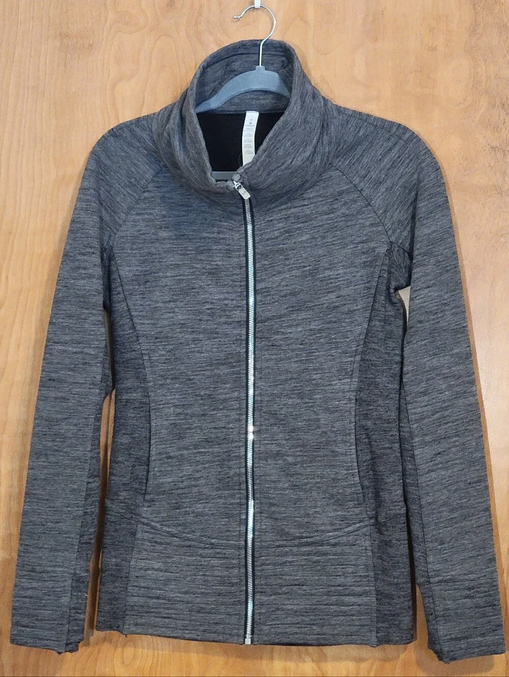 Lululemon Radiant Jacket II Heathered Core Dark Grey